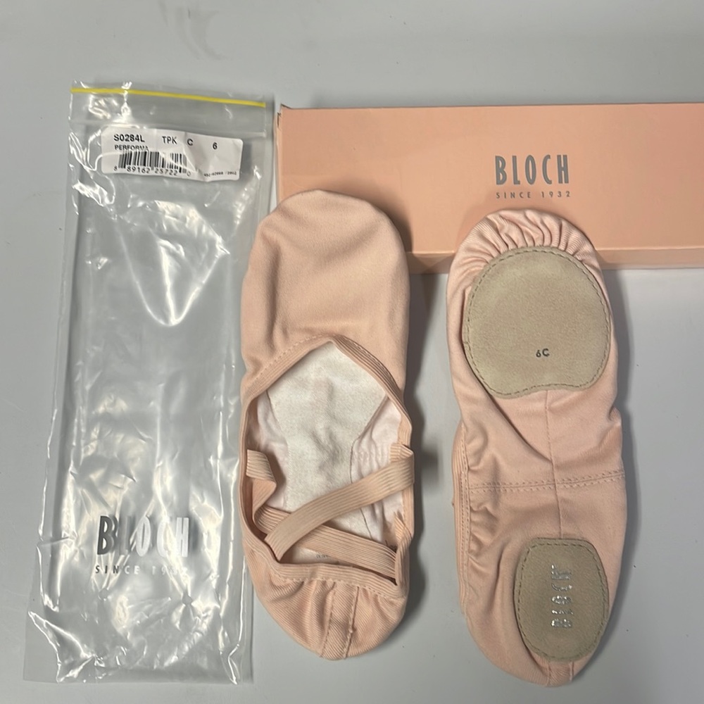 Ballet Shoes Bloch NWT